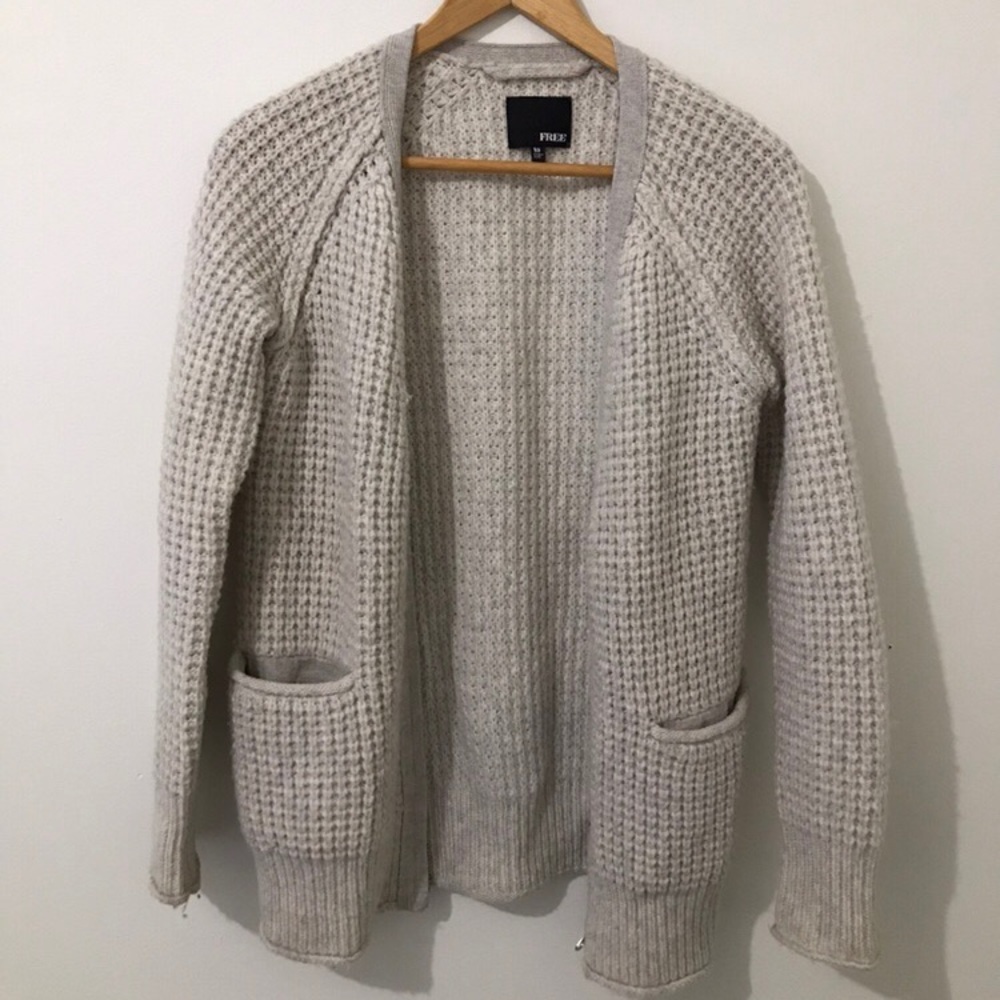Knitted zip up cardigan by wilfred free, Aritzia.